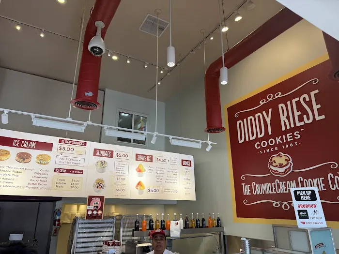 Diddy Riese Picture 9