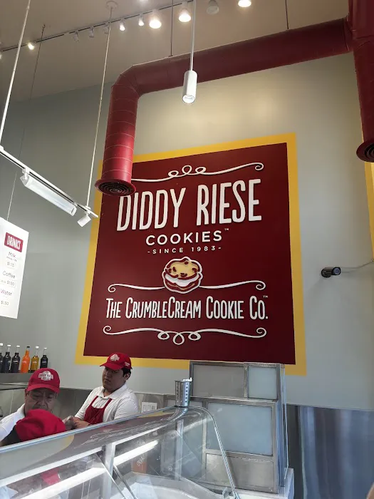 Diddy Riese Picture 10