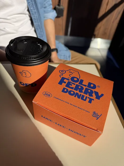 Old Ferry Donut Picture 3