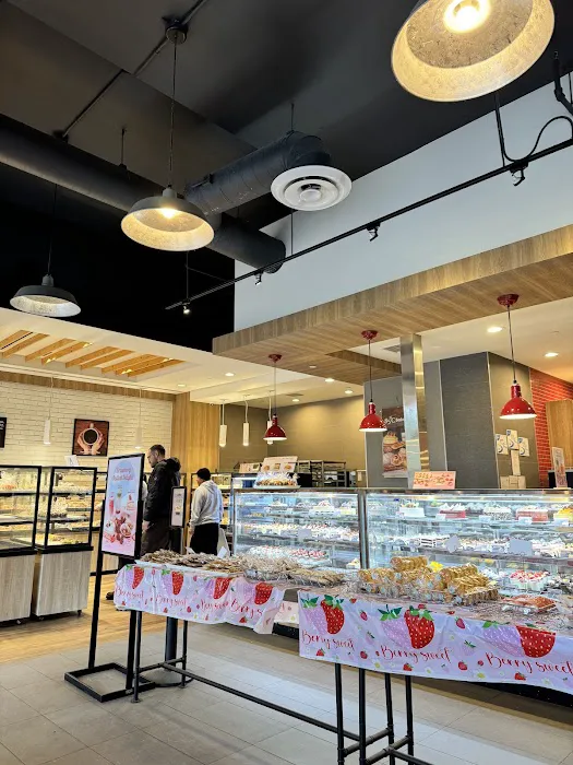 85C Bakery Cafe - Koreatown Picture 3
