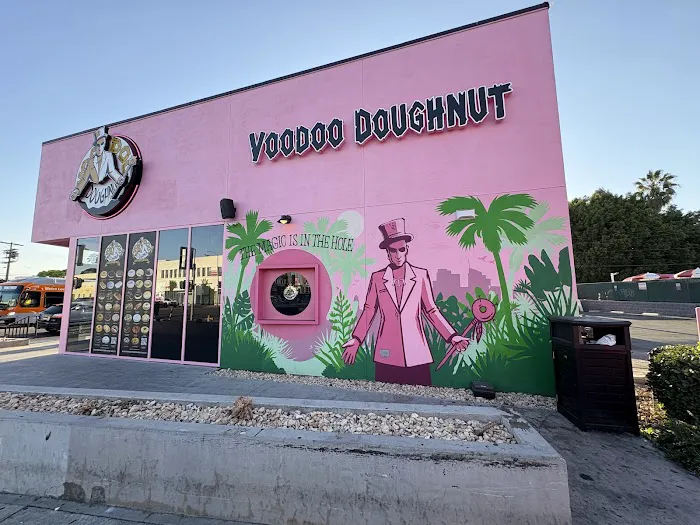 Voodoo Doughnut Picture 10