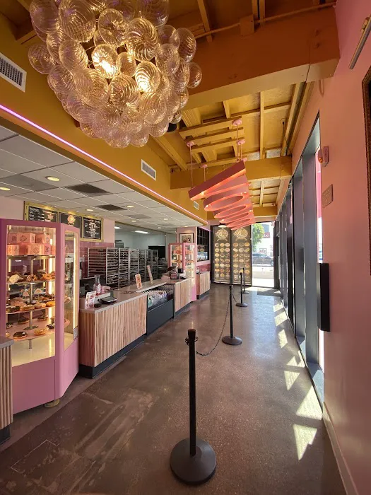 Voodoo Doughnut Picture 5