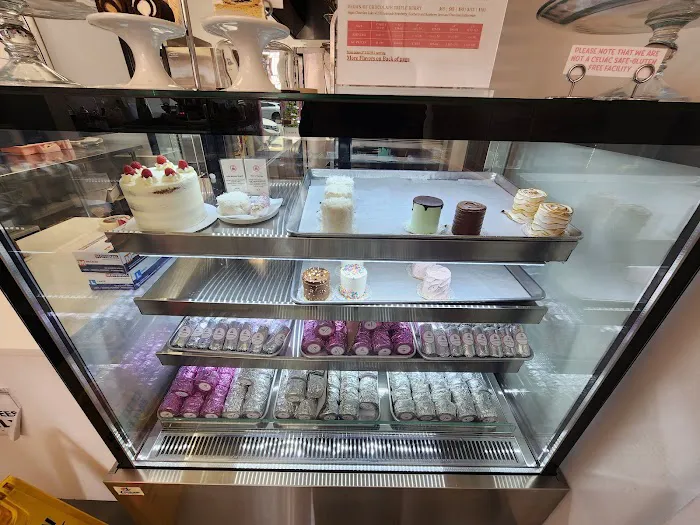 Cake Monkey Bakery Picture 7
