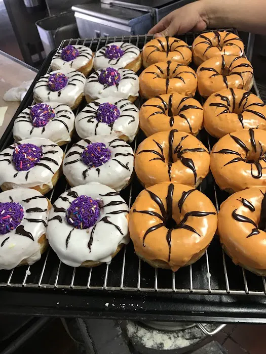 Yum Yum Donuts Picture 2