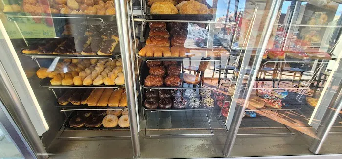 Yum Yum Donuts Picture 9