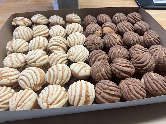 La Conchita Bakery Picture 8