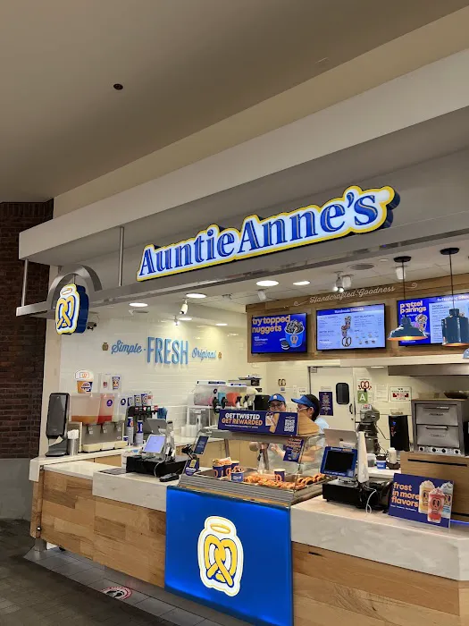 Auntie Anne's Picture 7