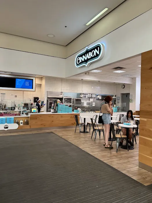 Cinnabon Picture 7