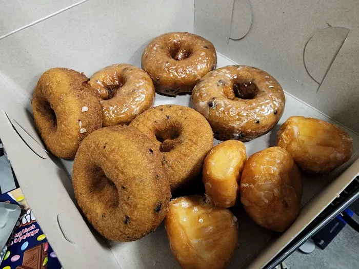 San Gabriel Donuts Picture 6