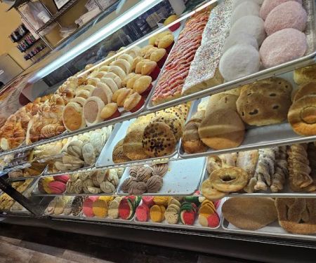 NaVis Bakery