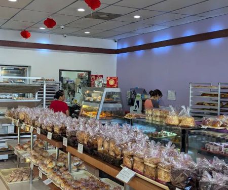 Domies Bakery