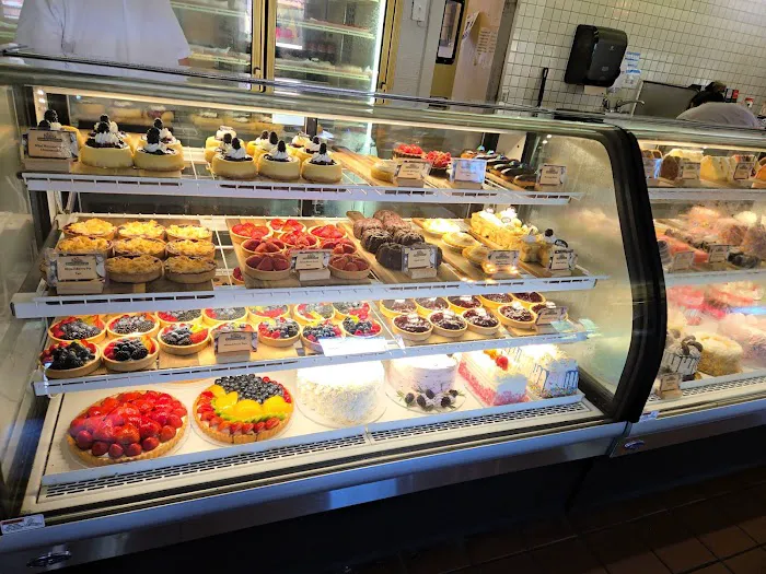 Knott's Berry Farm Bakery Picture 10