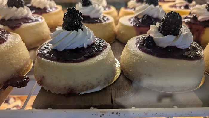 Knott's Berry Farm Bakery Picture 1