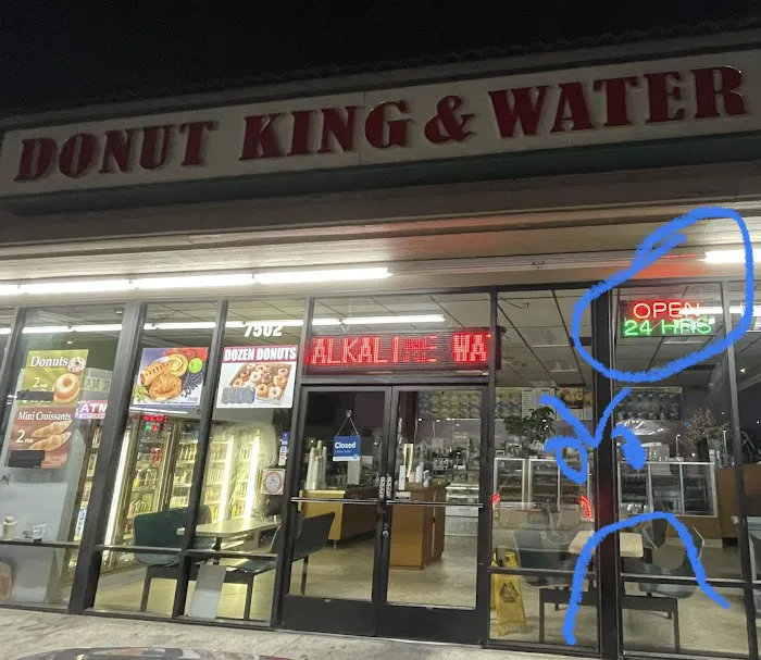 Donut King & Water Picture 6