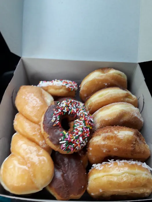 Donut King & Water Picture 4