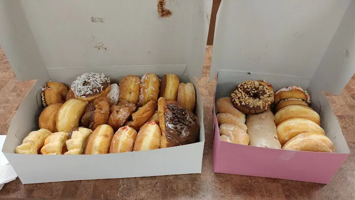 Donut King & Water Picture 2