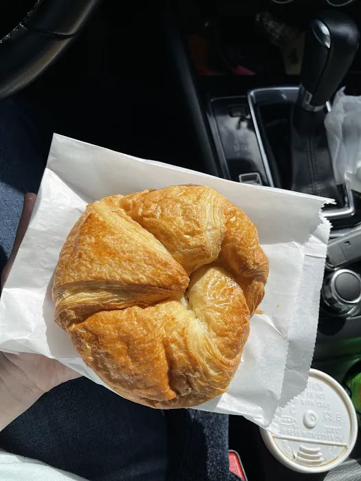 Heidi's Donuts Picture 4
