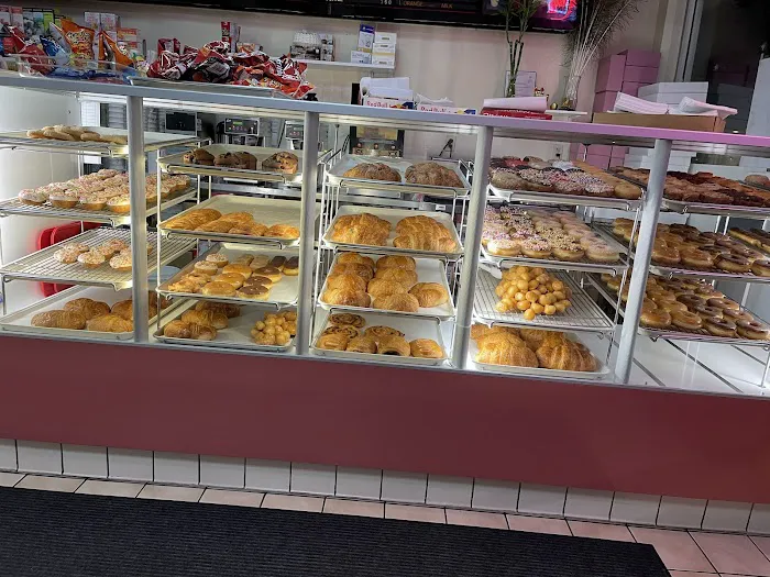 Golden Star Donuts Picture 9