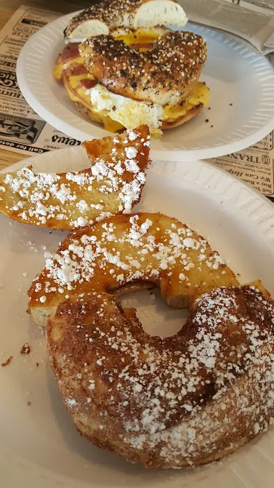 Silver Bay Bagels Picture 5