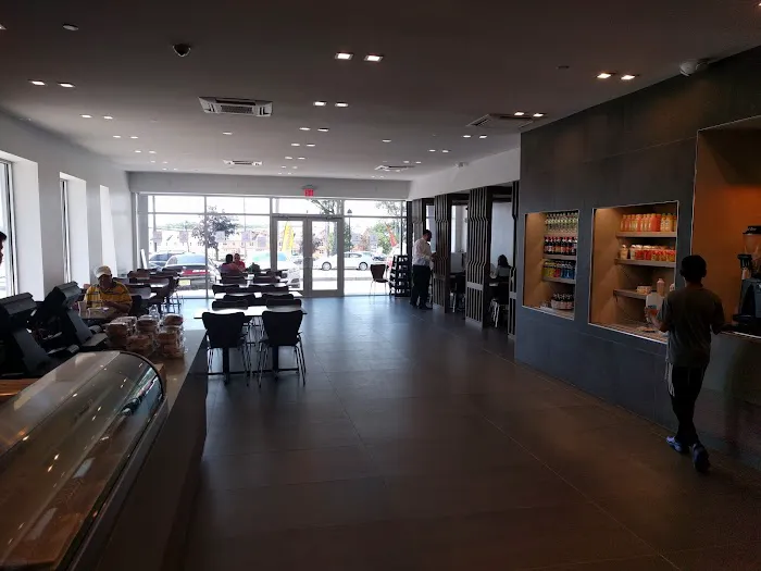 Four Corners Kosher Bagel & Cafe Picture 7