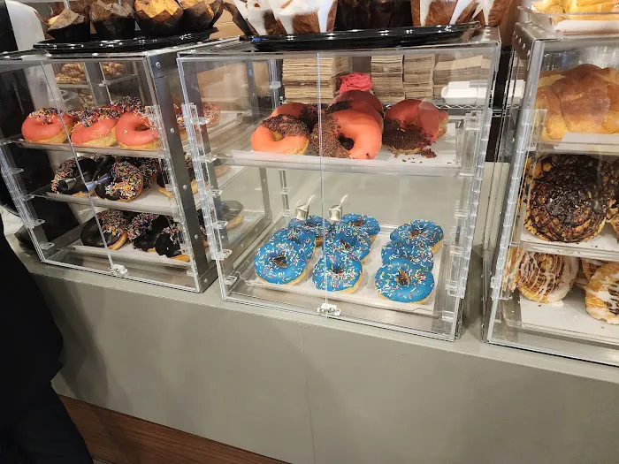 Four Corners Kosher Bagel & Cafe Picture 2