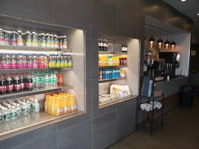 Four Corners Kosher Bagel & Cafe Picture 6