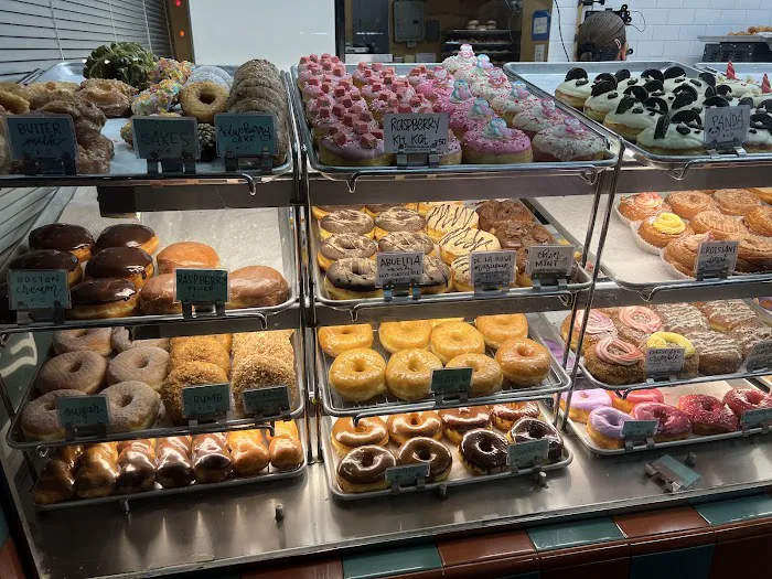 California Donuts Picture 6