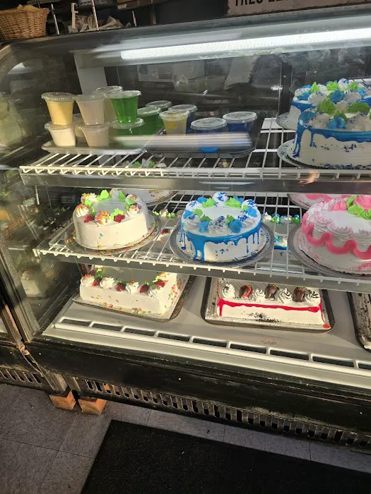 Angel's Bakery Picture 7