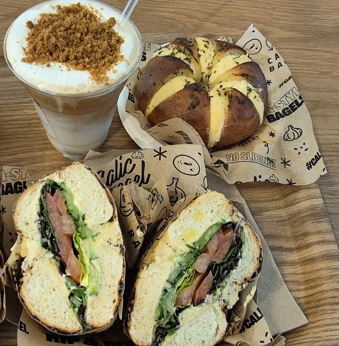 Calic Bagel Picture 10