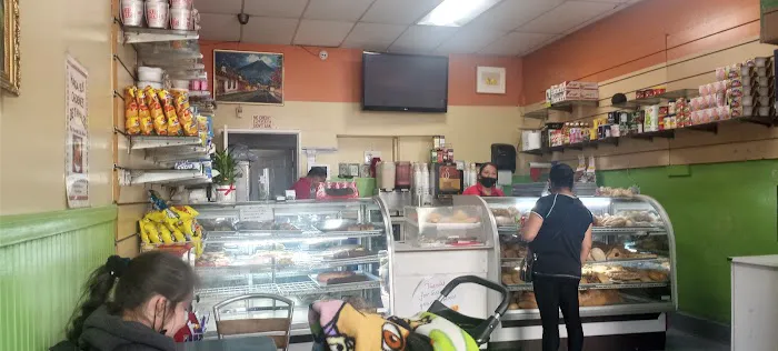 Chapinlandia Panaderia Picture 1