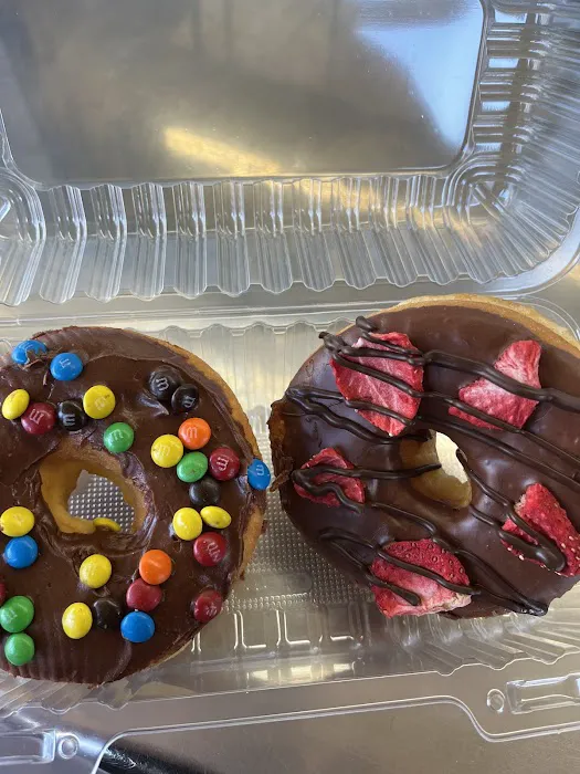 California Donuts Picture 1