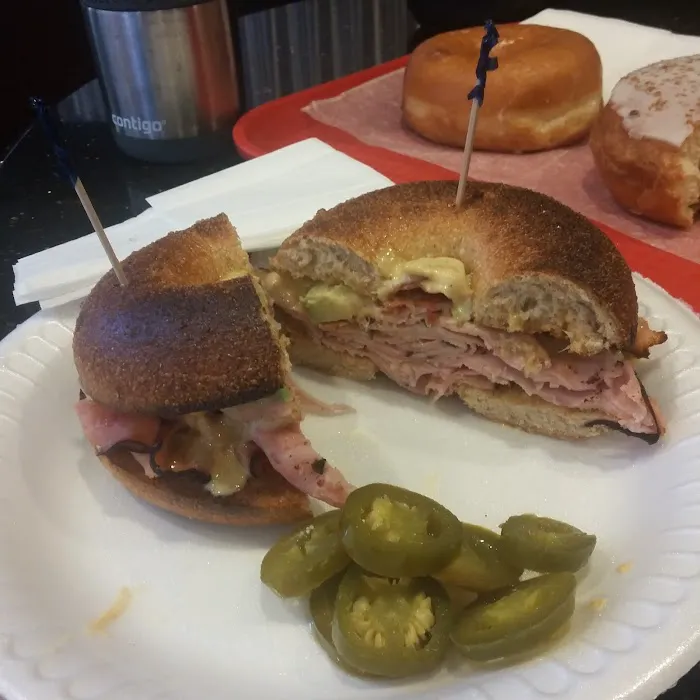 Winchell's Donut House Picture 3
