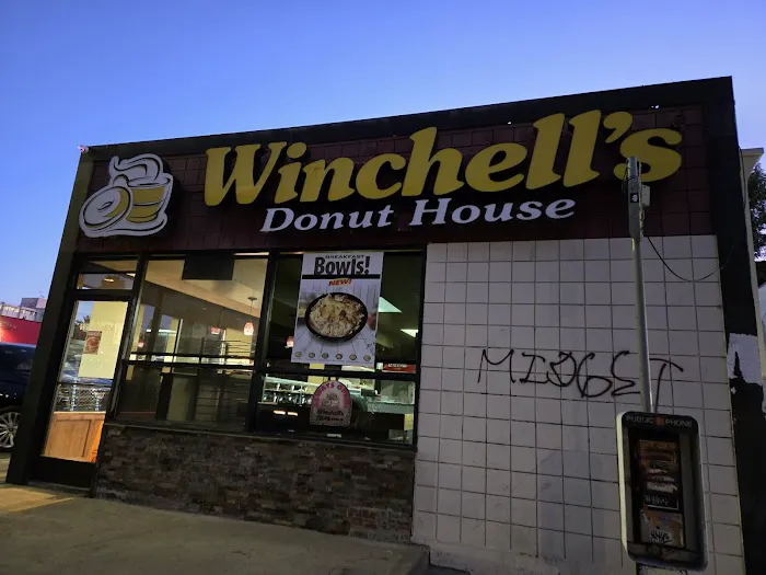Winchell's Donut House Picture 9