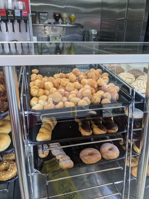 Winchell's Donut House Picture 5