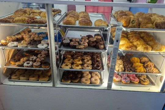Magee's Donuts