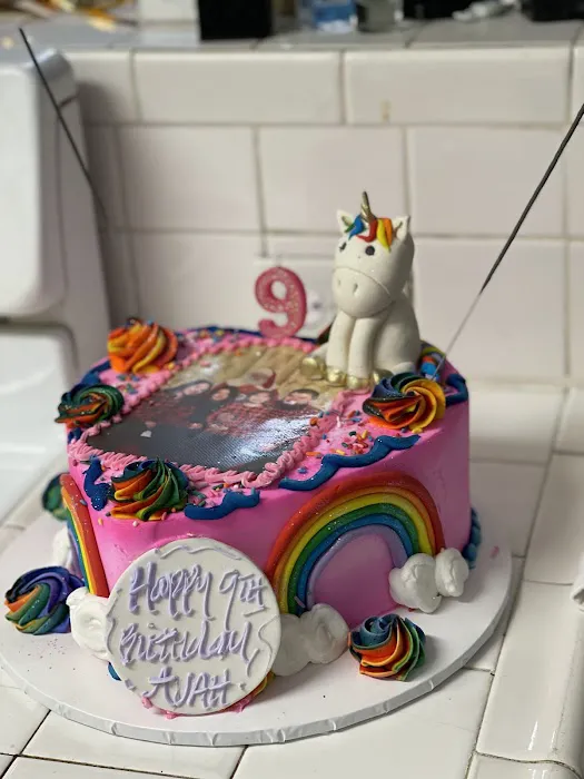 Cake and Art Picture 6