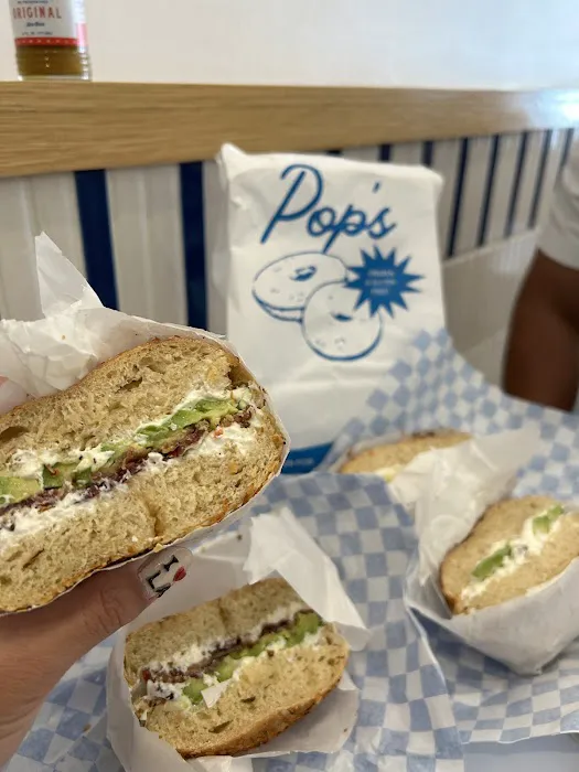 Pop's Bagels Picture 9