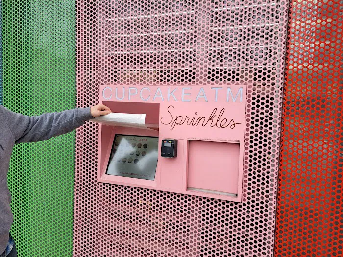 Sprinkles Beverly Hills Picture 1