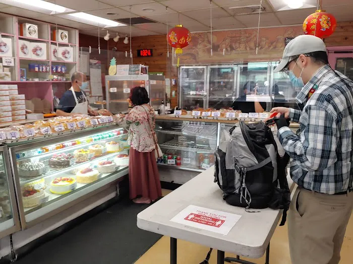 Queen's Bakery Picture 5