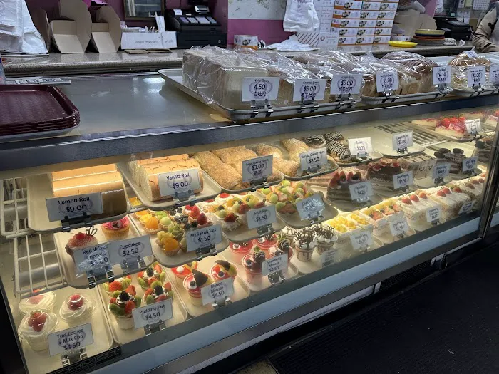 Queen's Bakery Picture 8