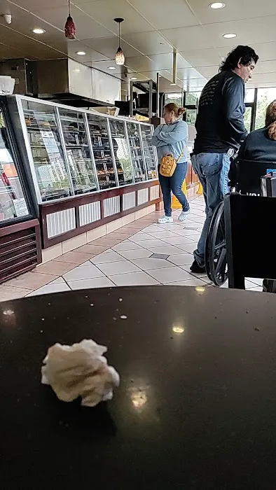 Yum Yum Donuts Picture 7