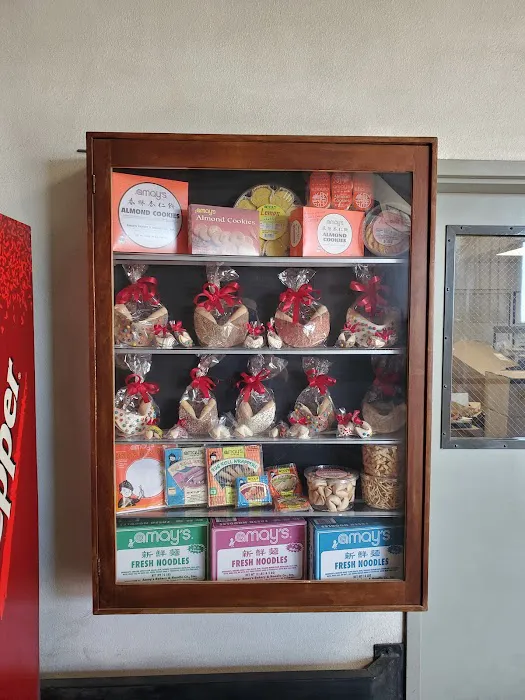 Amay's Bakery & Noodle Co., Inc. Picture 2