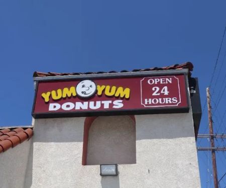 Yum Yum Donuts