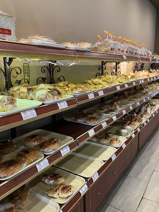 Momo Bakery Picture 8