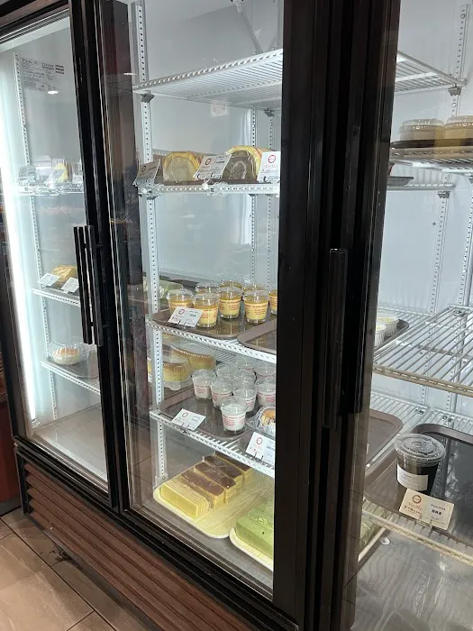 Momo Bakery Picture 6