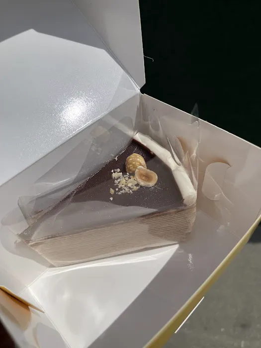 YU CAKE Picture 1
