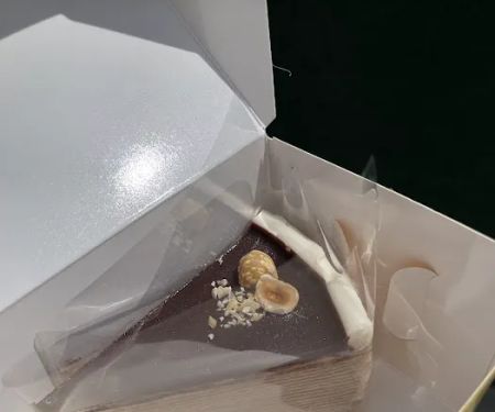 YU CAKE