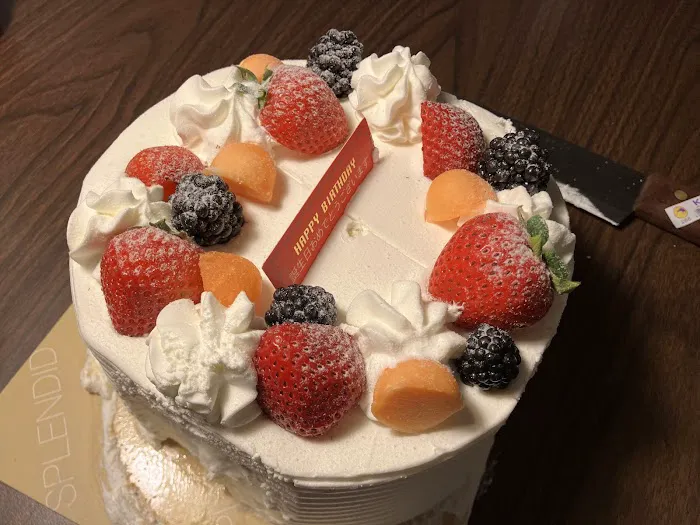 Simply Splendid Bakery Picture 7