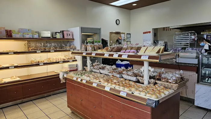 Mom’s Bakery Picture 10
