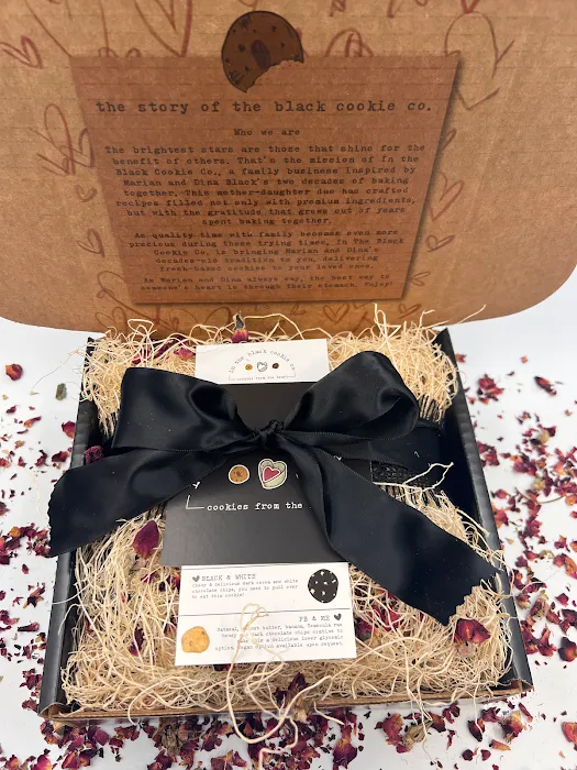In the black cookie co Picture 3